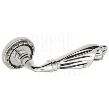 Дверная ручка на розетке Venezia "Opera" D2