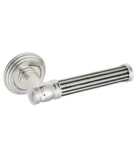 Дверная ручка на розетке Venezia "IMPERO" D8