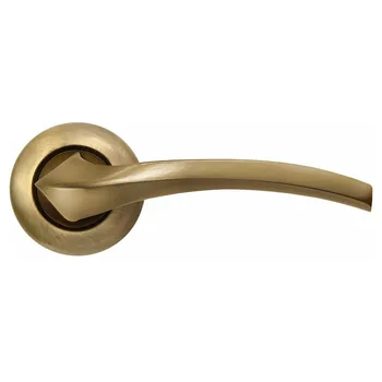 Дверная ручка на круглой розетке RUCETTI RAP 20