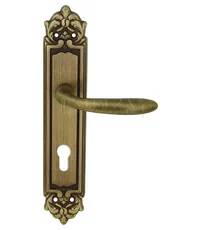 Дверная ручка Extreza "COMO" (Комо) 322 на планке PL02