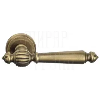 Дверная ручка Fratelli "MARANI" D1 на круглой розетке