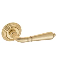 Дверная ручка на розетке Venezia "VIGNOLE" D8