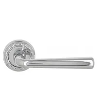 Дверная ручка Extreza "Sandro" (Сандро) 332 на круглой розетке R02