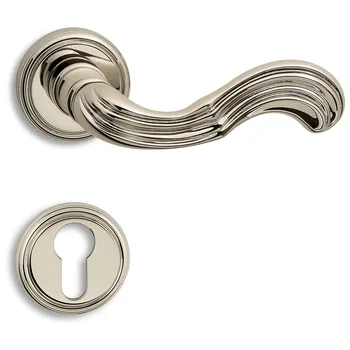 Дверная ручка на розетке Salice Paolo "Sveva" 2025