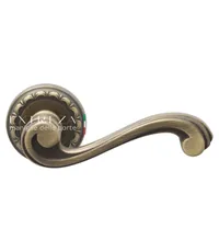 Дверная ручка Extreza "Lina" (Лина) 313 на круглой розетке R02
