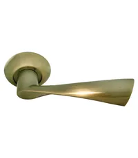 Дверная ручка на круглой розетке RUCETTI RAP 1