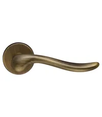 Дверная ручка Extreza Hi-Tech "TOLEDO" 323 на круглой розетке R16