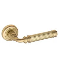 Дверная ручка на розетке Venezia "MOSCA" D1