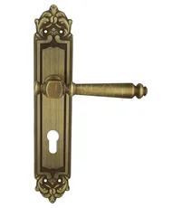 Дверная ручка Extreza "VERONIKA" (Вероника) 325 на планке PL02