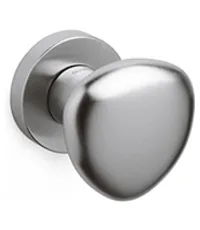 Дверная ручка-кноб Olivari Triangolare