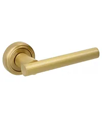 Дверная ручка Extreza CLASSIC "PIVOT" 132 на круглом основании R01