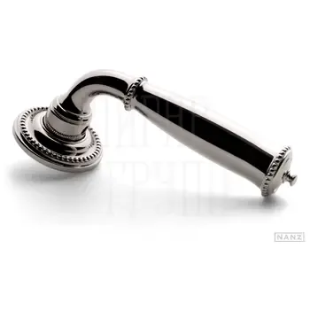 Дверная ручка на розетке Nanz 2214B