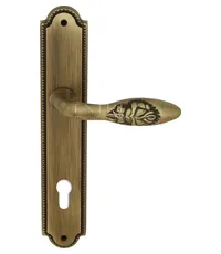 Дверная ручка Extreza "MIREL-ROSE" (Мирель-роуз) на планке PL03