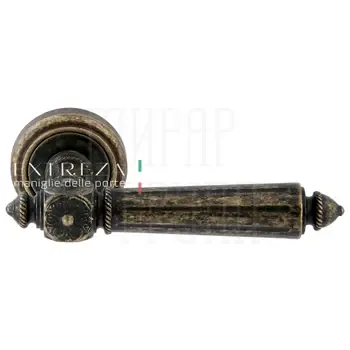 Дверная ручка Extreza "Leon" (Леон) 303 на круглой розетке R01