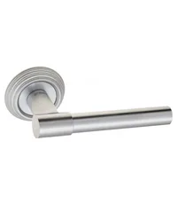 Дверная ручка Fratelli "UNA" D8 на круглой розетке