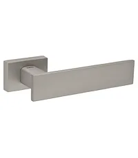 Дверная ручка на прямоугольной розетке Tupai Linha 2730 RE Q2