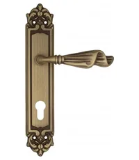 Дверная ручка Venezia "Opera" на планке PL96