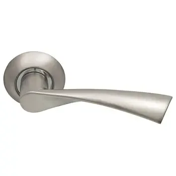 Дверные ручки на розетке Archie Sillur X11