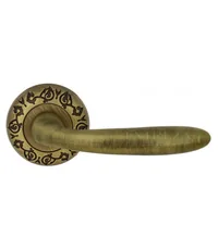 Дверная ручка Extreza "COMO" (Комо) 322 на круглой розетке R04