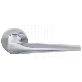 Дверная ручка на розетке Colombo "Peak" PJ 11