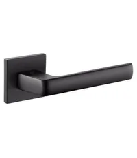 Дверная ручка на квадратной розетке ADDEN BAU "DUNE" S-531