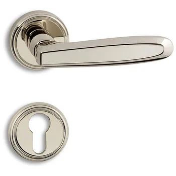 Дверная ручка на розетке Salice Paolo "Cassia" 3250