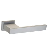 Дверная ручка Fratelli "VELO" 6 на прямоугольной розетке