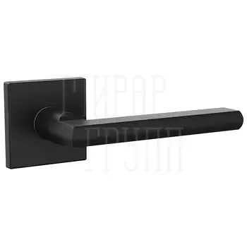 Дверная ручка Punto (Пунто) на квадратной розетке "PLUTON"