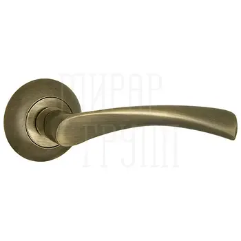 Дверная ручка Punto (Пунто) на круглой розетке "CRONA" TL