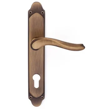 Дверная ручка на планке Pasini "Laura"