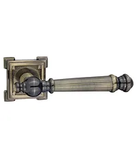 Дверные ручки Renz (Ренц) "Валенсия" INDH 69-19 на квадратной розетке