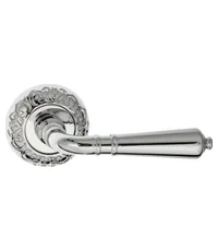 Дверная ручка на розетке Venezia "VIGNOLE" D4