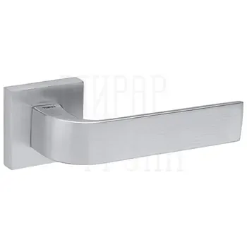 Дверная ручка на квадратной розетке Tupai Cinto 2732 Q