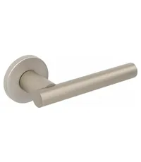 Дверная ручка Extreza HI-TECH "PIVOT" (Пивот) 132 на круглой розетке R16