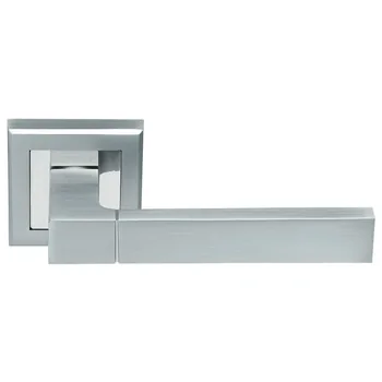 Дверная ручка на квадратной розетке RUCETTI RAP 16-S