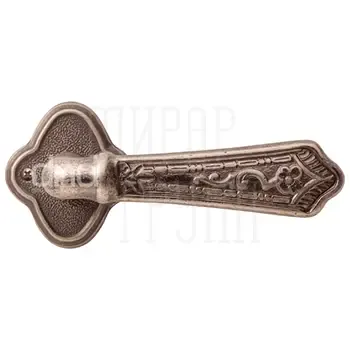 Ручка дверная на фигурном раздельном основании Val de Fiori (Вал де Фиори) "АМУАЖ"