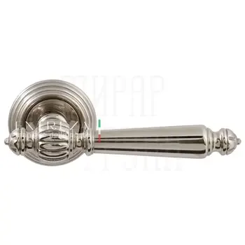 Дверная ручка Extreza "Daniel" (Даниел) 308 на круглой розетке R05