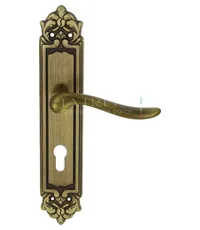 Дверная ручка Extreza "TOLEDO" (Толедо) 323 на планке PL02