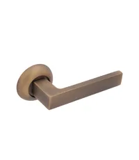 Дверная ручка Фабрика замков "Ursula" H