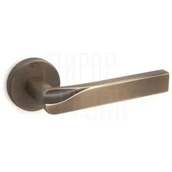 Дверная ручка на круглой розетке Convex 1775