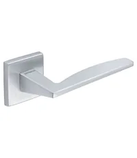 Дверная ручка Extreza Hi-Tech "WING" (Винг) 111 на квадратной розетке R11