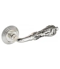 Дверная ручка на розетке Venezia "MONTE CRISTO" D8