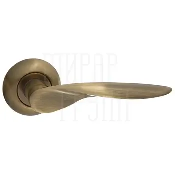 Дверные ручки Puerto (Пуэрто) INAL 509-08 на круглой розетке