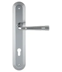 Дверная ручка Extreza "GUSTO" 334 на планке под цилиндр PL05