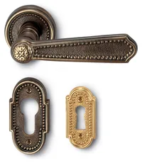 Дверная ручка на розетке Salice Paolo "Hannover" 4350