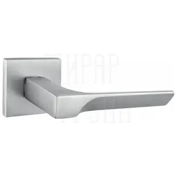 Дверные ручки Puerto (Пуэрто) "Кастаньоле", серия SLIM INAL 549-03 (slim) на тонком квадратном основании