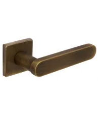 Дверная ручка Extreza Hi-tech "JEMMA" (Джема) 116 на квадратной розетке R11