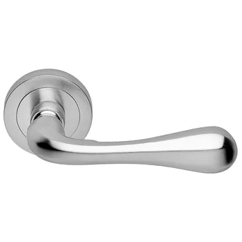 Дверные ручки на круглой розетке Manital "Astro"