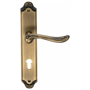 Дверные ручки на планке Archie Genesis "Acanto"