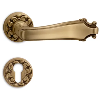 Дверная ручка на розетке Salice Paolo "Ravenna" 3370